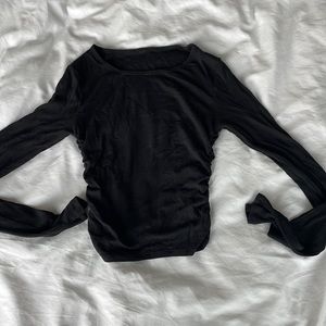 Alo ribbed Gather Long Sleeve in black